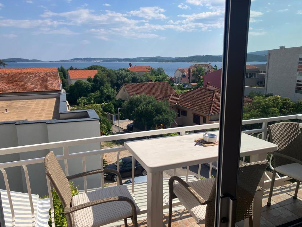 Apartmani Fani 2 Min Walking From Sea Orebić Dış mekan fotoğraf